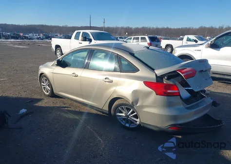 2015 Ford Focus Se z USA, uszkodzony, nr VIN 1FADP3F20FL365170